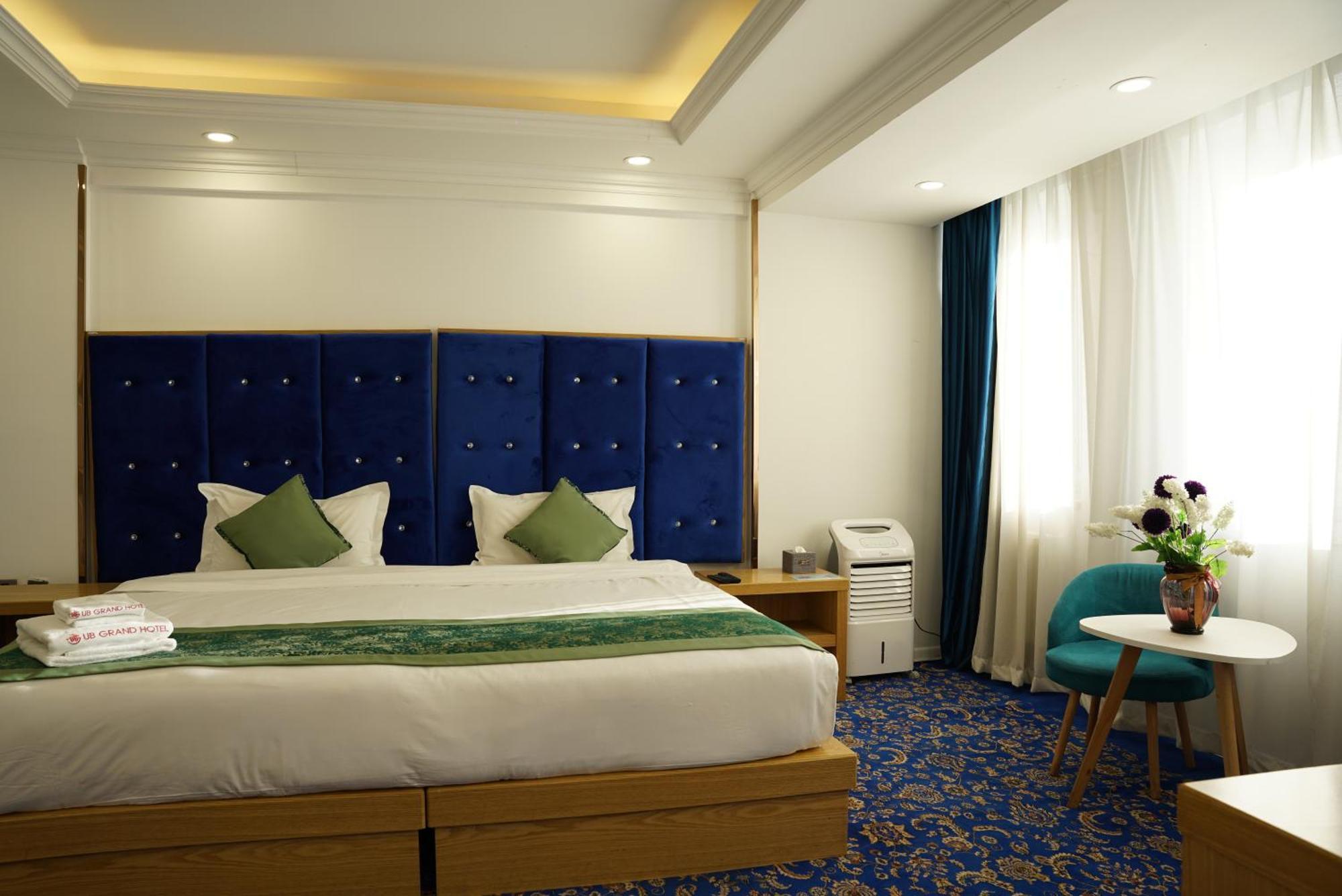 Ub Grand Hotel Уланбатар Екстериор снимка