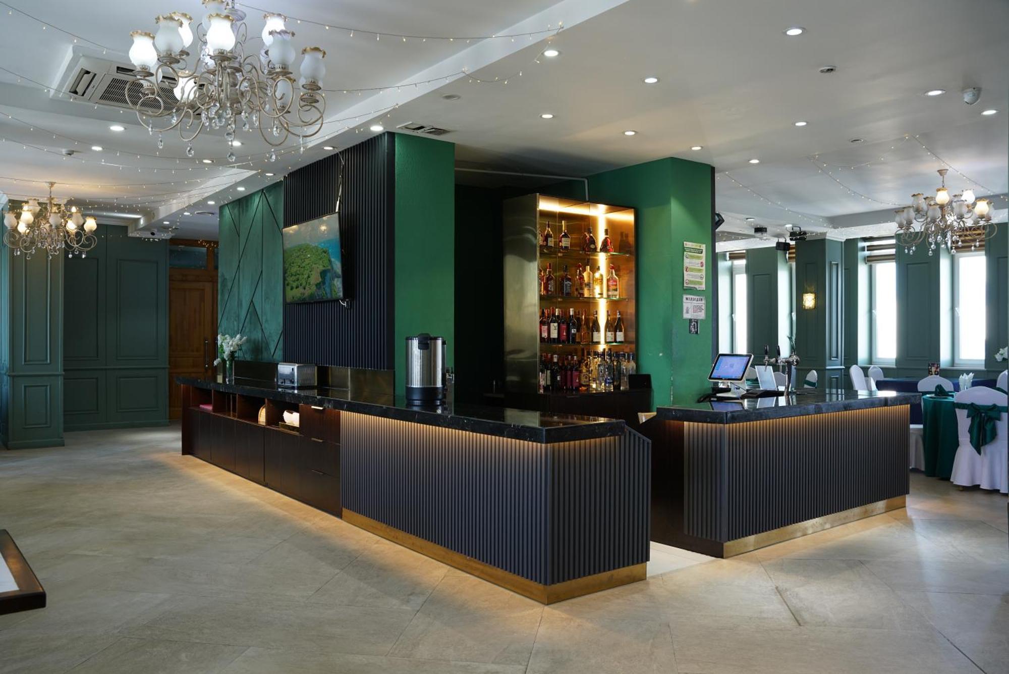 Ub Grand Hotel Уланбатар Екстериор снимка